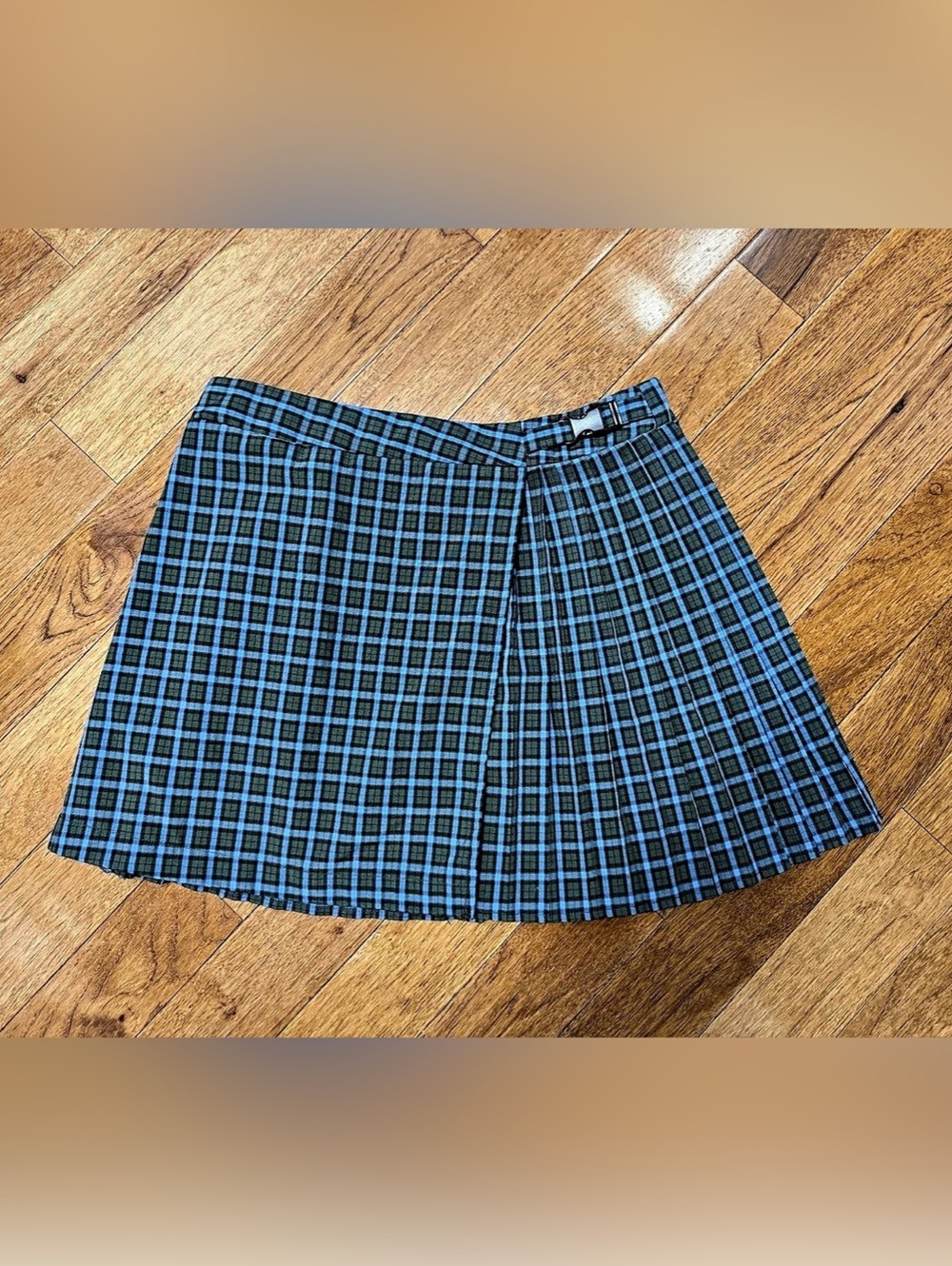 Wild Fable Plaid Pleated Mini Wrap Y2K School Girl
Buckle Skirt - L
